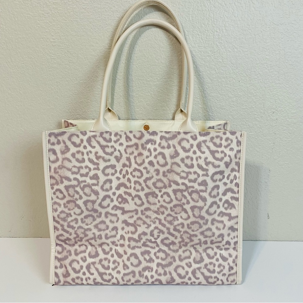 Soma Cozy Cat Canvas Tote 13” x 15” x 6” - Picture 2 of 6